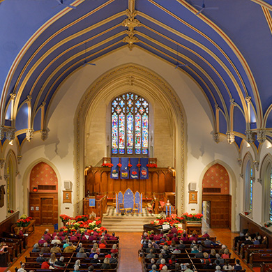 Brown Memorial's Sanctuary decorated for the holidays.